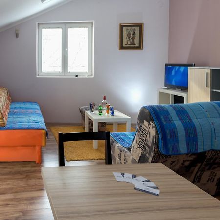 Athos Apartments Ni Chambre photo