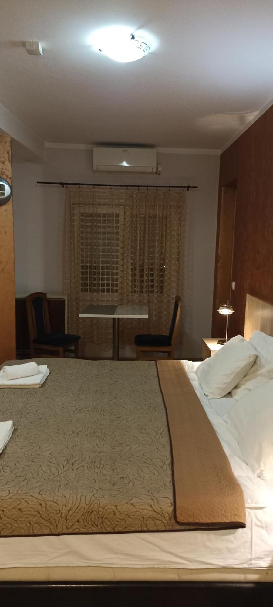 Athos Apartments Ni Chambre photo